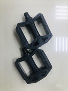 Педали пластиковые, платформа 119x100мм, ось 9/16", черные, без упак. VP 151 black
